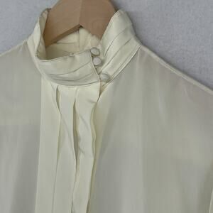 Vintage Blouse 8 Crepe De Chine Pintuck Pleated Mock Neck Button Blouse Ivory